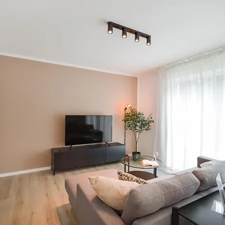 At Weinmeister - Perfekt Fuer 6 - Terrasse *