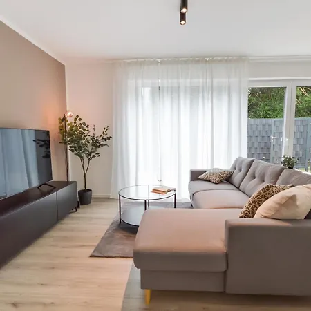 At Weinmeister - Perfekt Fuer 6 - Terrasse *