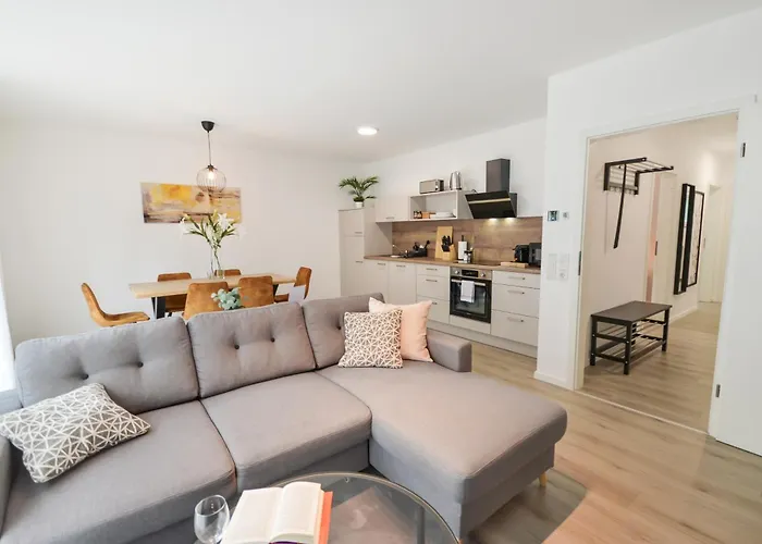 At Weinmeister - Perfekt Fuer 6 - Terrasse 빌레펠트