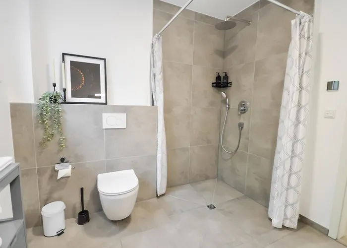 At Weinmeister - Perfekt Fuer 6 - Terrasse * Bielefeld